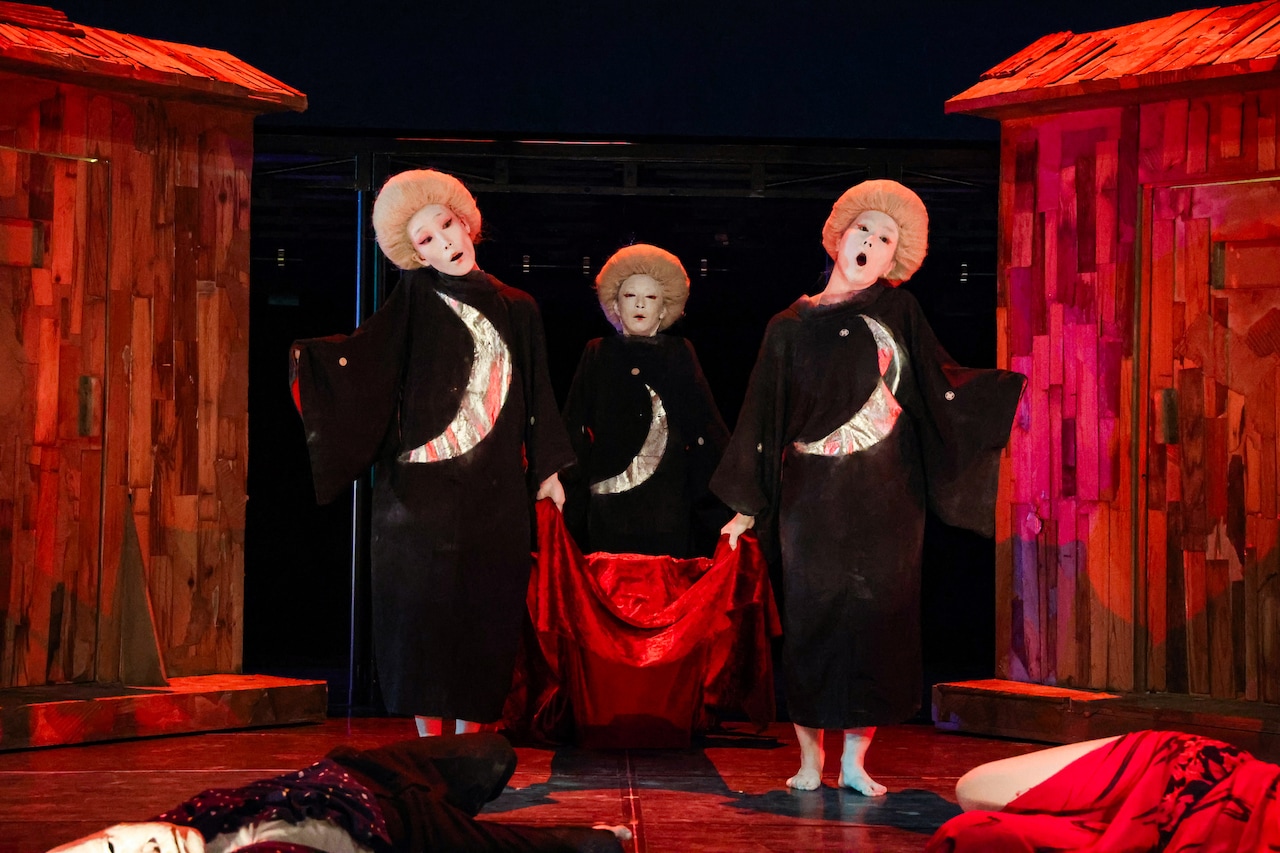 大駱駝艦の齋門由奈が手がける「月夜に」開幕