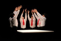 神戸文化ホール開館50周年記念事業「緑のテーブル2017 ～神戸文化ホール開館50周年記念Ver.～」より。(c)Ryuhei Yokoyama