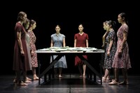 神戸文化ホール開館50周年記念事業「緑のテーブル2017 ～神戸文化ホール開館50周年記念Ver.～」より。(c)Ryuhei Yokoyama