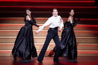 「朝夏まなと20th+1st Anniversary Concert『MANA-TRIP』」より。