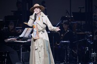 「朝夏まなと20th+1st Anniversary Concert『MANA-TRIP』」より。