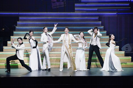 「朝夏まなと20th+1st Anniversary Concert『MANA-TRIP』」より。