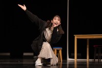 メニコン シアターAoi オープニングイヤー ラインナップ「ワレワレのモロモロ 名古屋編」より、「晴れ舞台」の様子。（Photo by Naoshi HATORI）