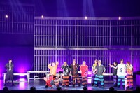 「BREAK FREE STARS」より。