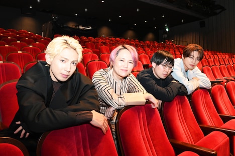 左から有澤樟太郎、高羽彩、池田亮、東啓介。