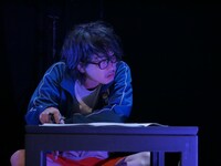 オパンポン創造社過去の公演より。