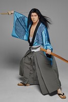 尾上松也扮する石川五ェ門。