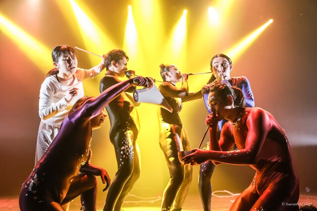 2022年に上演された、若手メイン体制になって初めての壱劇屋マイム公演「不思議の国のアリス」より。（撮影：河西沙織）