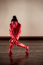 大駱駝艦 壺中天 舞踏公演 鉾久奈緒美「阿修羅」より。（撮影：腰山大雅）