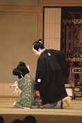 「堀川波の鼓」より。(c)松竹株式会社