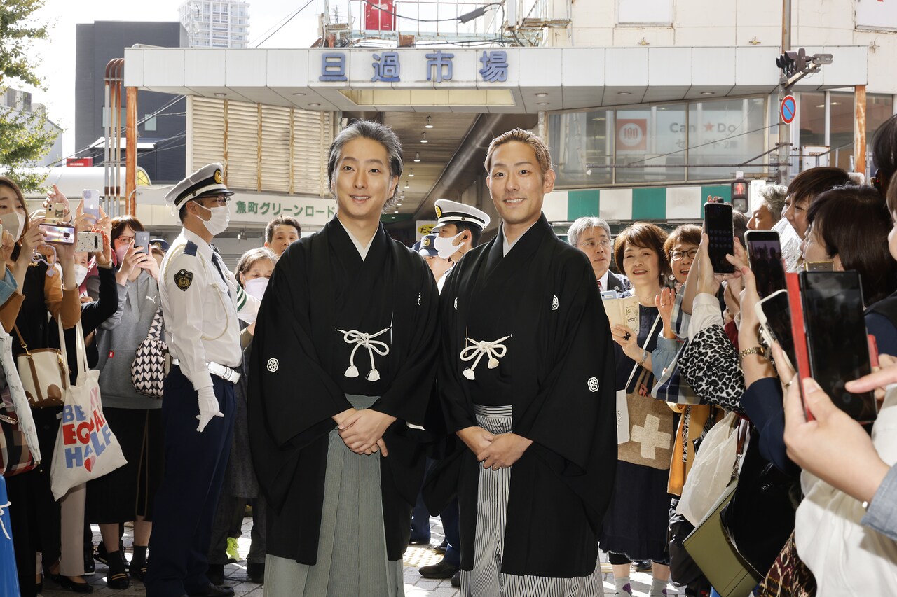 「平成中村座小倉城公演」お練り開催、中村勘九郎「愛する小倉の地に帰ってまいりました！」