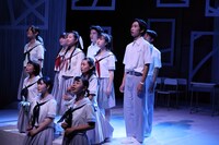 高校生と創る演劇「101年目の夏休み」より。（撮影：伊藤華織）