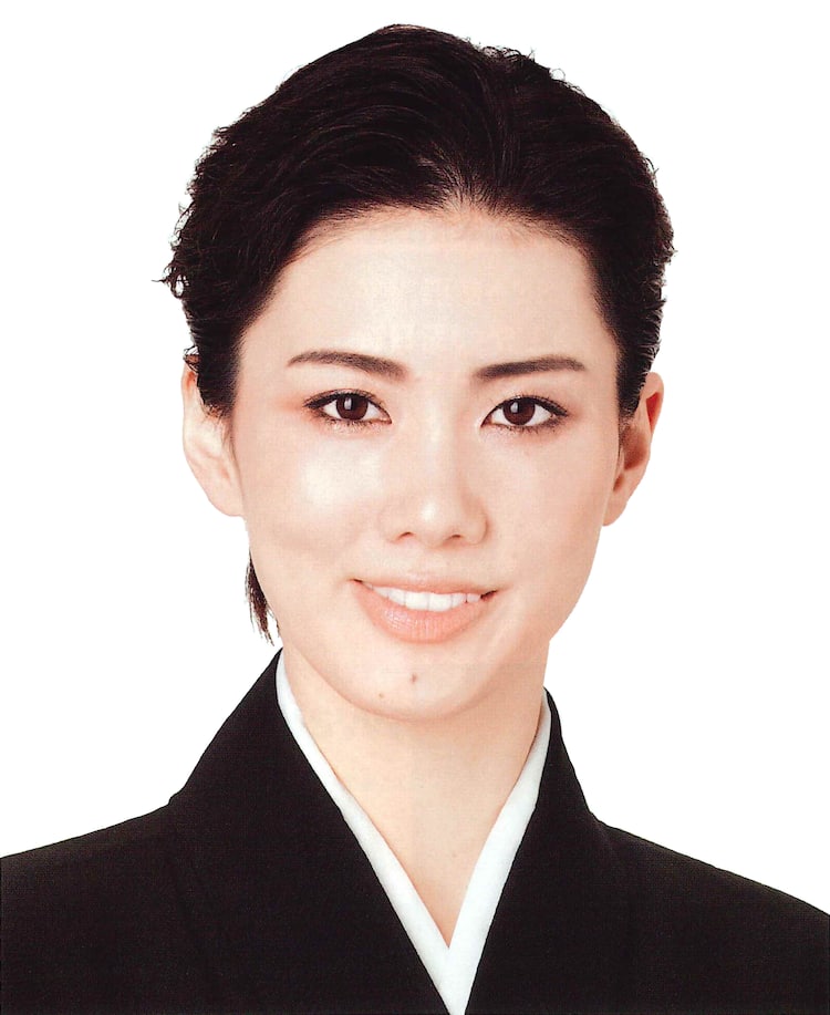 彩風咲奈の現在は？教師志望の過去と雪組トップスターとしての軌跡を徹底解剖
