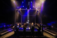 劇団壱劇屋15th year Replay03「SQUARE AREA」より。（撮影：河西沙織）