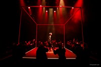 劇団壱劇屋15th year Replay03「SQUARE AREA」より。（撮影：河西沙織）