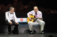 「MUSICAL SHOW『日劇前で逢いましょう～昭和みたいな恋をしよう～』」より。(c)伊藤智美／MUSICAL SHOW『日劇前で逢いましょう』2023