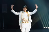 「MUSICAL SHOW『日劇前で逢いましょう～昭和みたいな恋をしよう～』」より。(c)伊藤智美／MUSICAL SHOW『日劇前で逢いましょう』2023