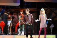 ミュージカル「スライス・オブ・サタデーナイト」より。（撮影：阿部章仁）