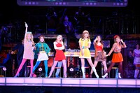 ミュージカル「スライス・オブ・サタデーナイト」より。（撮影：阿部章仁）