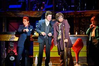 ミュージカル「スライス・オブ・サタデーナイト」より。（撮影：阿部章仁）