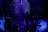 「Grave Keepers」より。（撮影：小境勝巳）