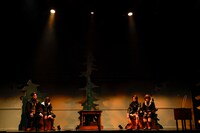 「Grave Keepers」より。（撮影：小境勝巳）