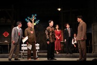 こまつ座 第148回公演「連鎖街のひとびと」より。（撮影：宮川舞子）