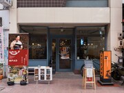 林英世「犬を連れた奥さん」より。（撮影：松原豊）