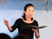 林英世「犬を連れた奥さん」より。（撮影：松原豊）