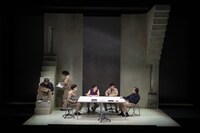 劇壇ガルバ 第5弾公演「砂の国の遠い声」より。（撮影：加藤孝）