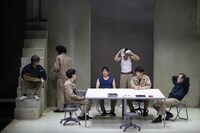 劇壇ガルバ 第5弾公演「砂の国の遠い声」より。（撮影：加藤孝）