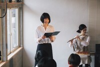 田中遊×広田ゆうみ×行灯社「『耳で楽しむ古事記』～その3 因幡素兎」より、13:00開演回の様子。（撮影：西浦和彦）