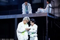 「音楽劇 秘密を持った少年たち」より。