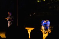 西本浩明「芋虫」19:00時開演回より。（撮影：松原豊）