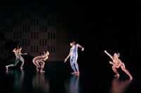 井田亜彩実作品より。（撮影：菅原康太）