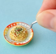 仙名彩世が過去に制作したミニチュアフード。