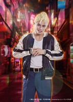 毎熊宏介扮する飯豊朔太郎。