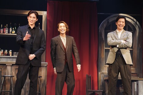 左から植原卓也、平間壮一、水田航生。