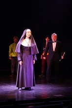 幻冬舎Presents 劇団扉座 第76回公演「扉座版 二代目はクリスチャン―ALL YOU NEED IS PASSION 2023―」より。