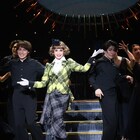 大地真央、50周年記念コンサート「PURE GOLD」開幕に感謝 劇場には金屏風が出現