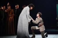 舞台「ジャンヌ・ダルク」より。（撮影：田中亜紀）