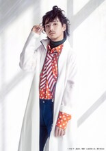 鎌苅健太扮する七目秀樹。