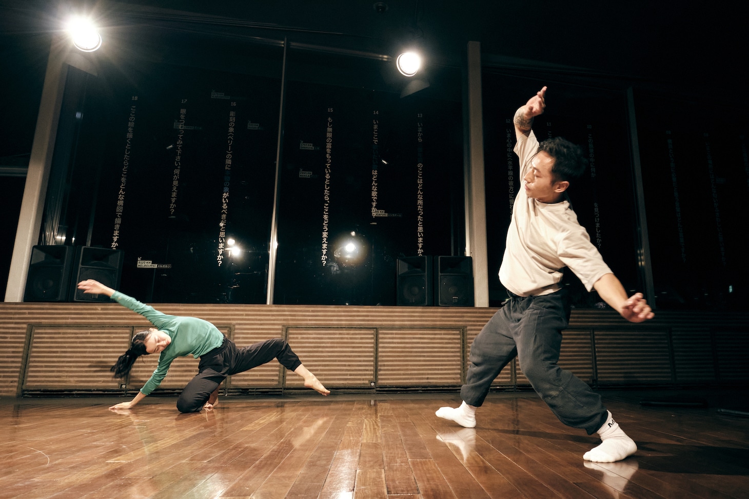 梅田宏明 ディレクション「Movers Platform #4」より。（Photo by Sugawara Kota）