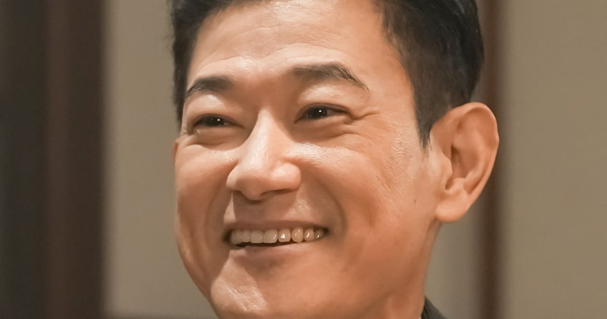 浩歌演じる黎錦光。（写真提供：NHK） [画像ギャラリー 2/2] - ステージナタリー