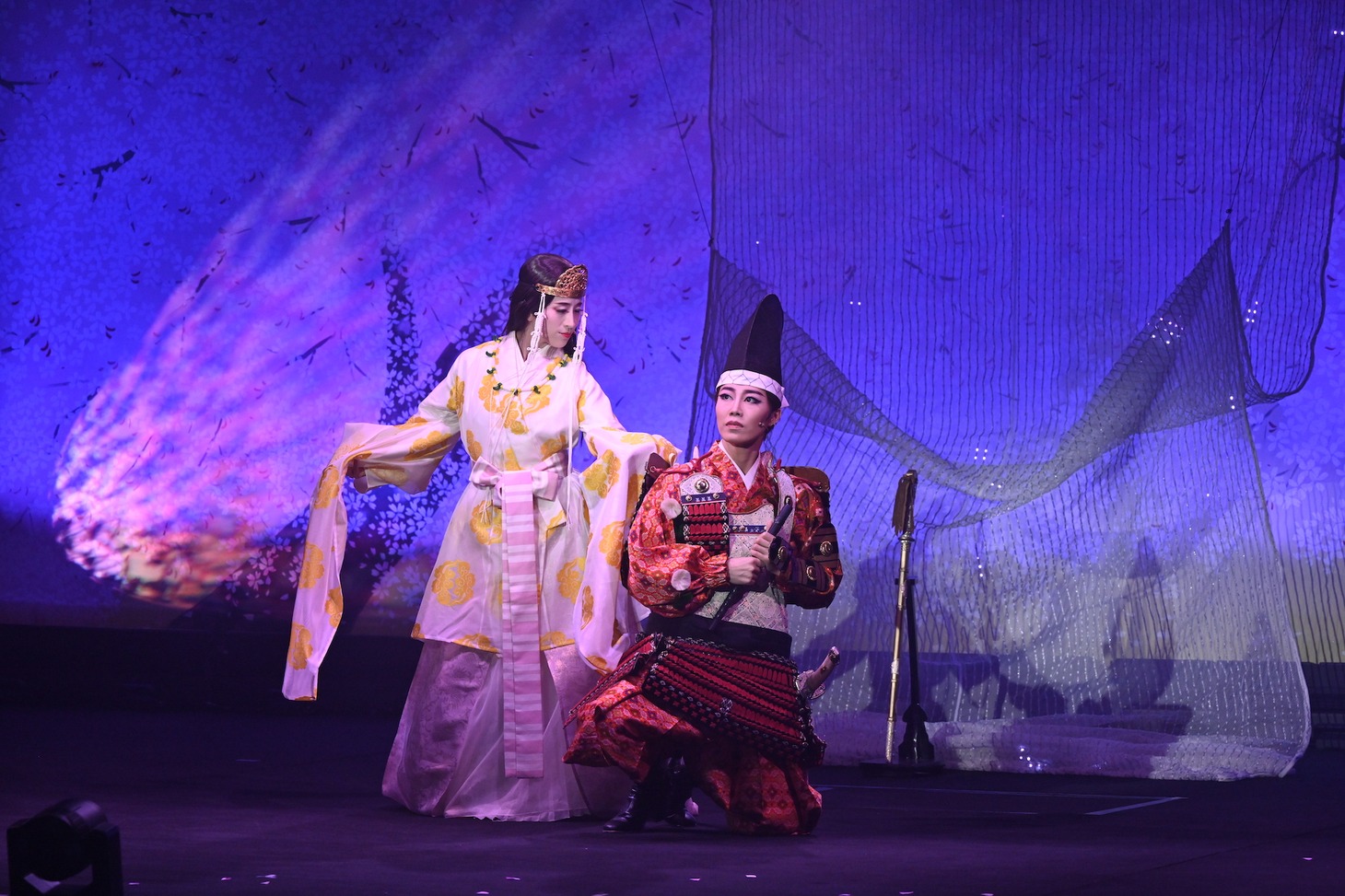 「ZIPANGU 光が彩る演舞祭」より。