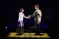 PARCO PRODUCE 2023 ミュージカル「ジョン＆ジェン」より。（撮影：田中亜紀）