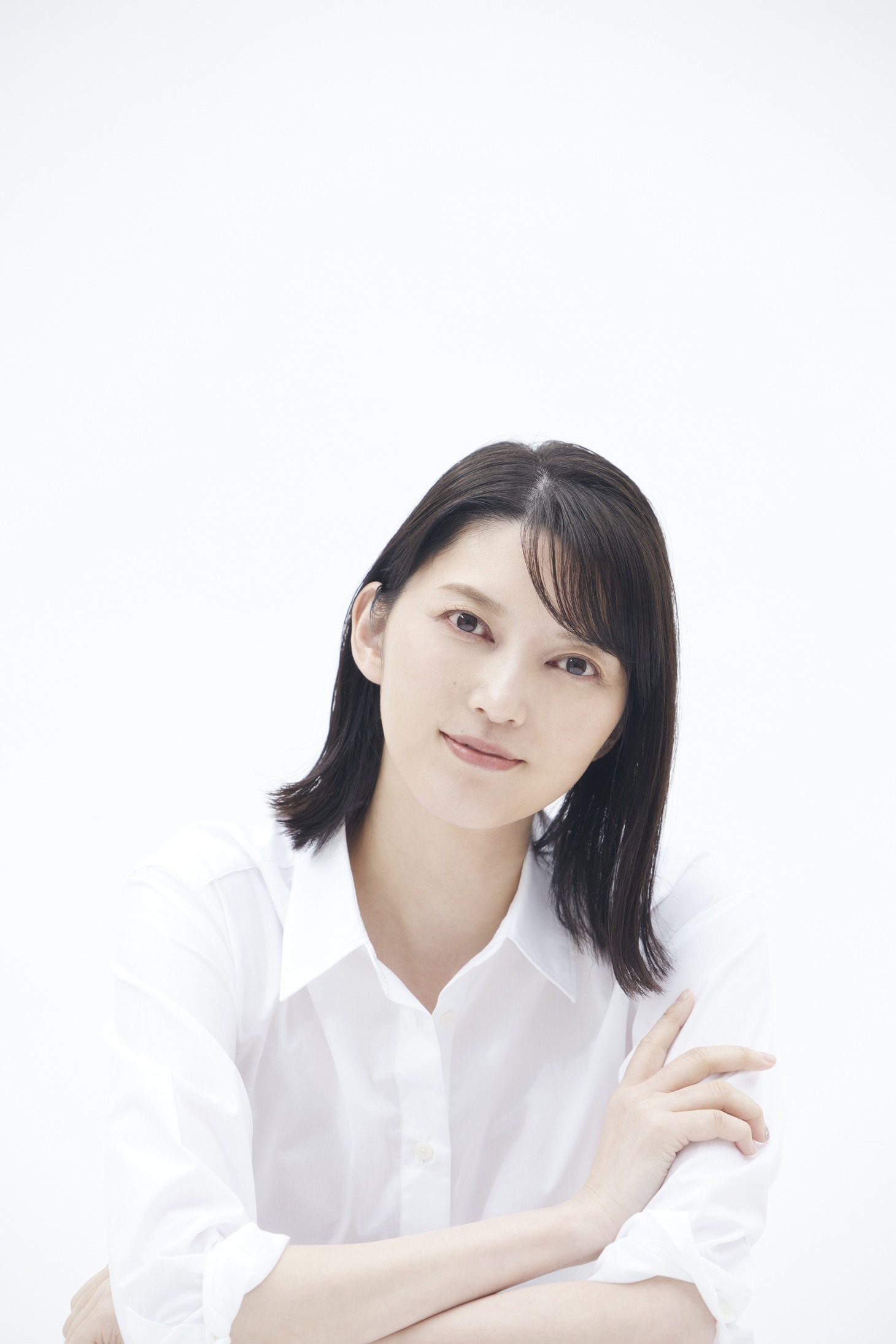 朝夏まなと