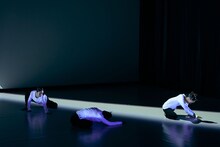 梅田宏明「assimilating」 / Somatic Field Project「Moving State 1」より。（Photo by Sugawara Kota）