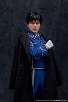 蒼木陣演じるロイ・マスタング。