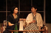 果てとチーク 第7回本公演「グーグス・ダーダ」より。（撮影：木村恵美子）